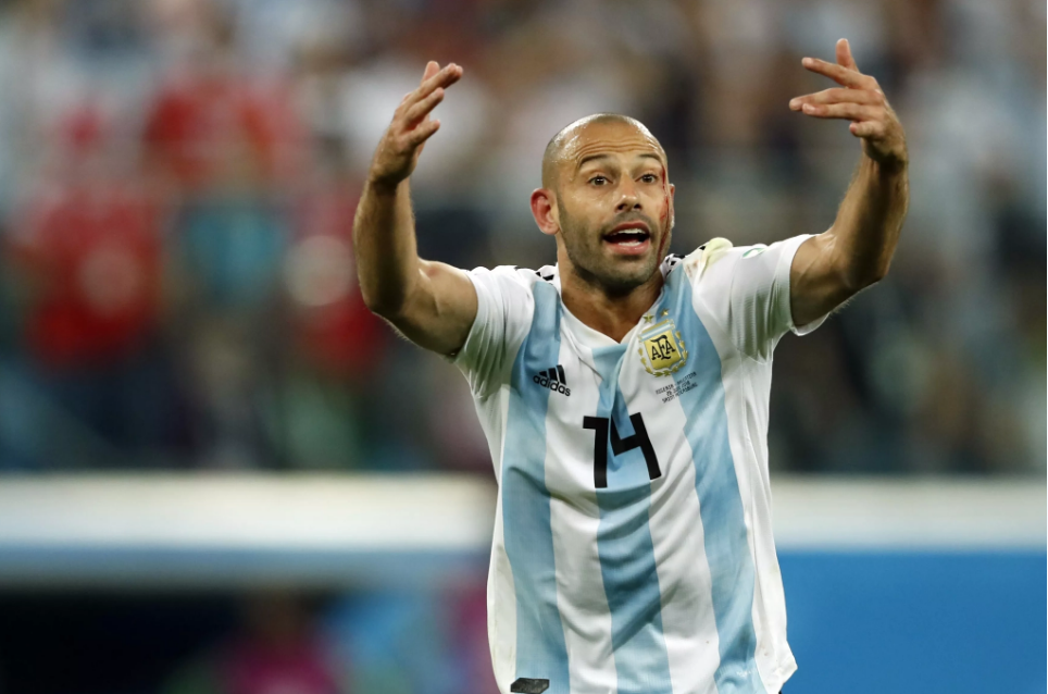 Read more about the article MASCHERANO THẢO LUẬN VỀ MESSI VÀ MARADONA