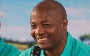 Read more about the article BRIAN LARA THAM GIA VÀO HỘI ĐỒNG 3 THÀNH VIÊN ĐỂ ĐÁNH GIÁ THẤT BẠI CỦA INDIES TẠI T20 WORLD CUP